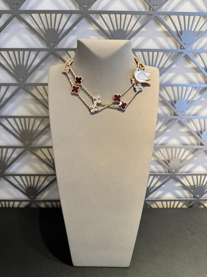 [Lora]CLOVER 20 MOTIFS LASER CARNELIAN NECKLACE