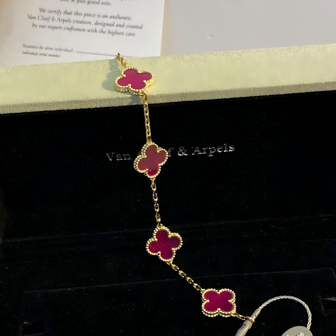 [Lora]NEW CLOVER 5 MOTIFS PINK ENAMEL BRACELET