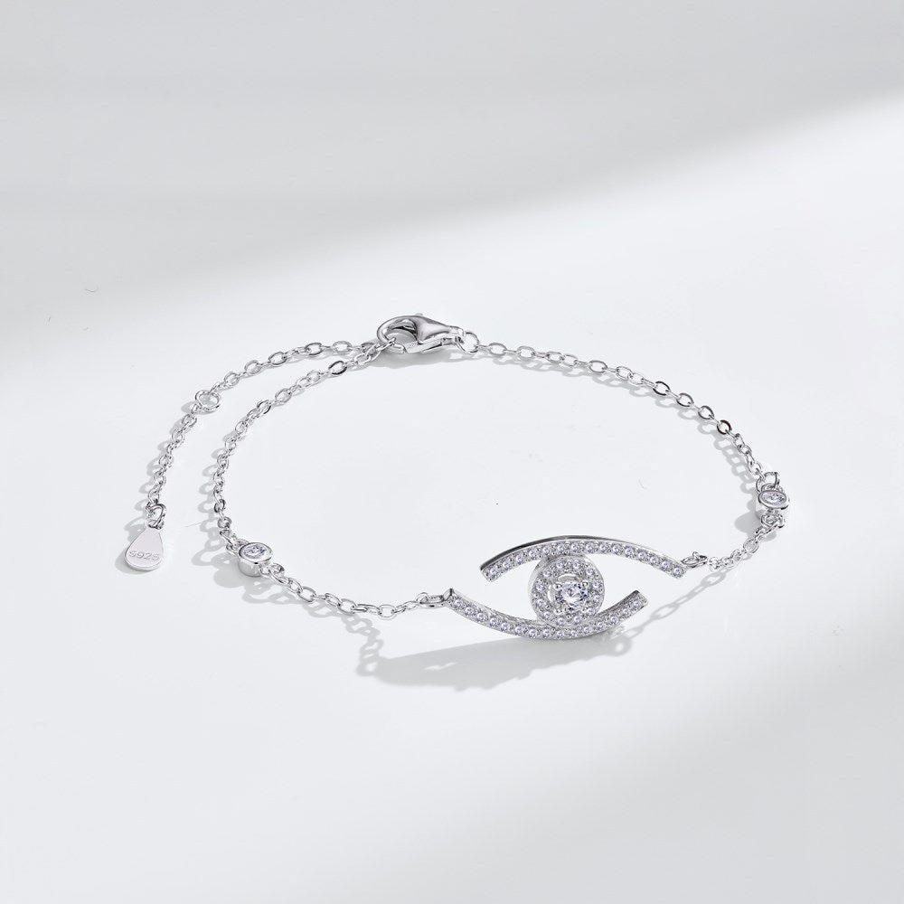 [LORA] Lucky Eye Pave-Set Diamond Bracelet