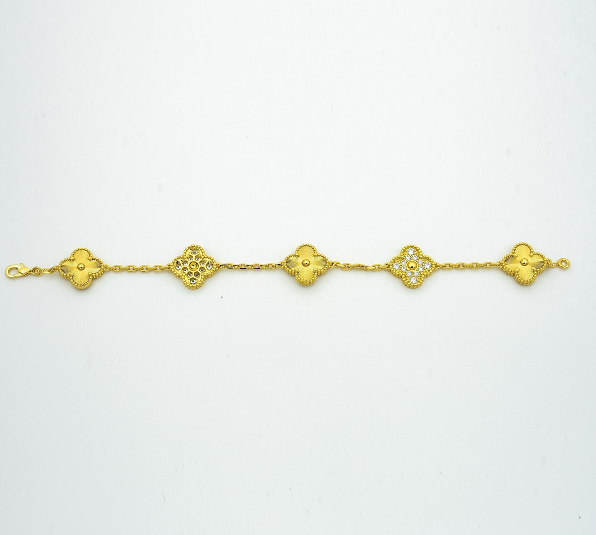 [Lora] CLASH & Clover Laser 5-Motif & LOVE Brushed Bracelet Stack Set