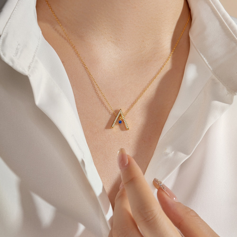 [LORA]Sparkling "A" Shape Necklace