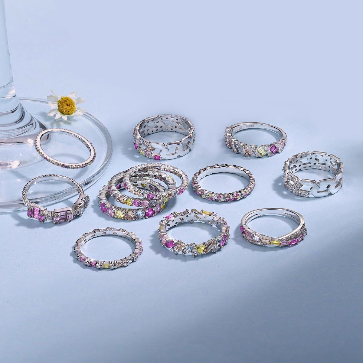 [LORA]Radiant Sparkling Round Cut Daily Ring