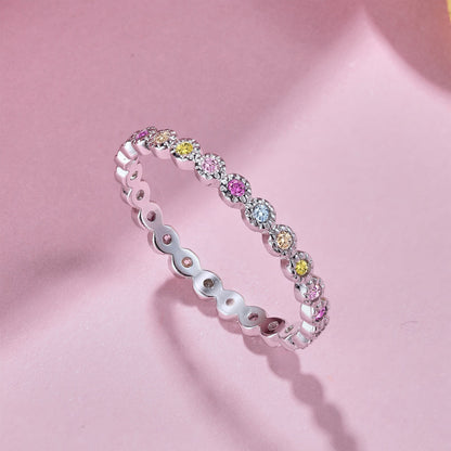 [LORA]Radiant Sparkling Round Cut Daily Ring
