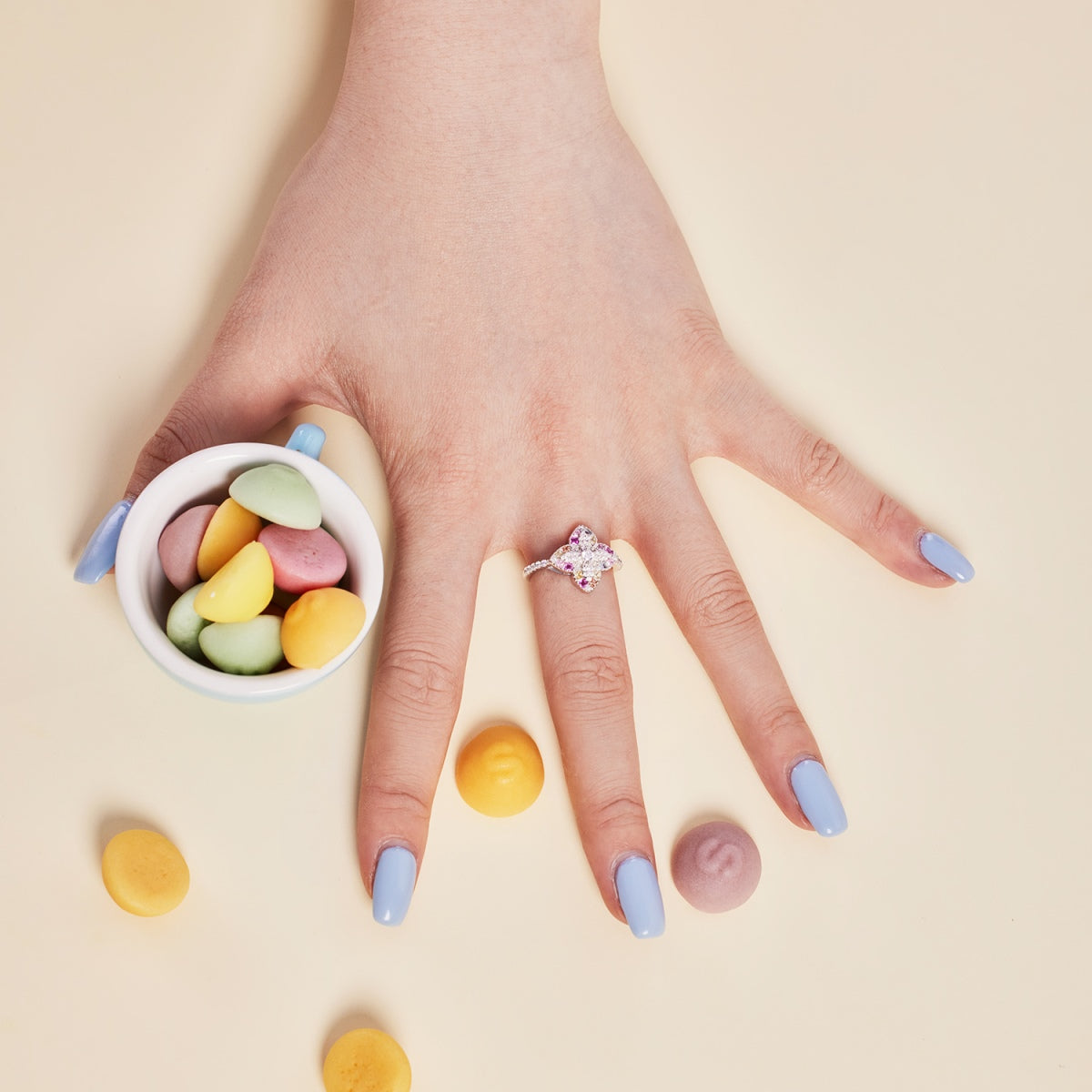 [LORA]Luxurious Colorful Flower Shape Banquet Ring