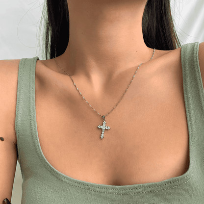 [LORA]Delicate Cross Shape Necklace