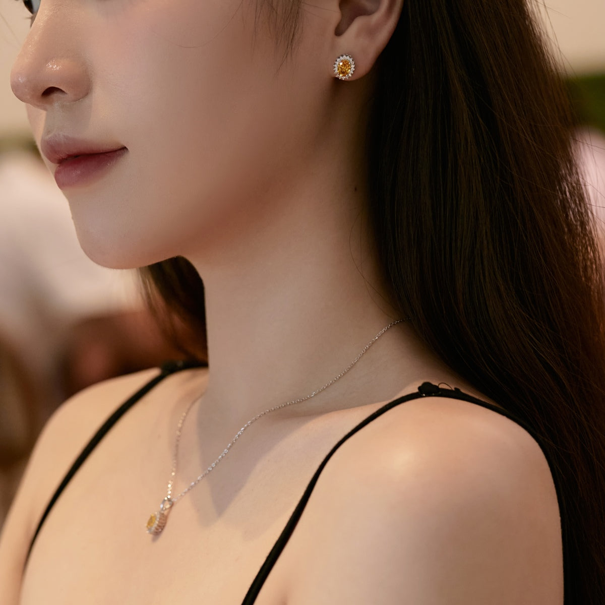 [LORA]Delicate Radiant Oval Cut Daily Earrings
