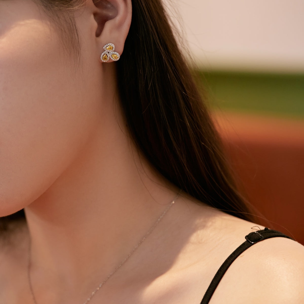 [LORA]Ornate Flower Shape Pear Cut Lover Earrings