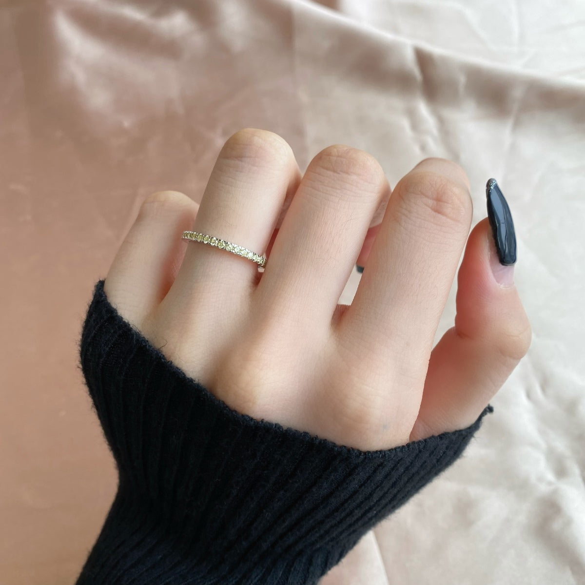 [LORA]Delicate Sparkling Round Cut Daily Ring