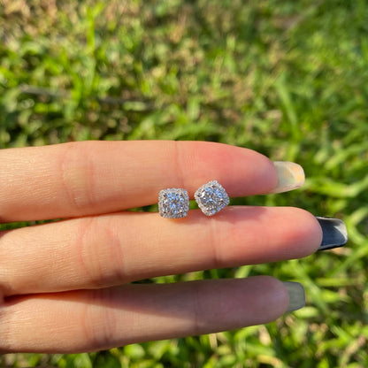 [LORA]Classic Round Center Stone Stud Earrings