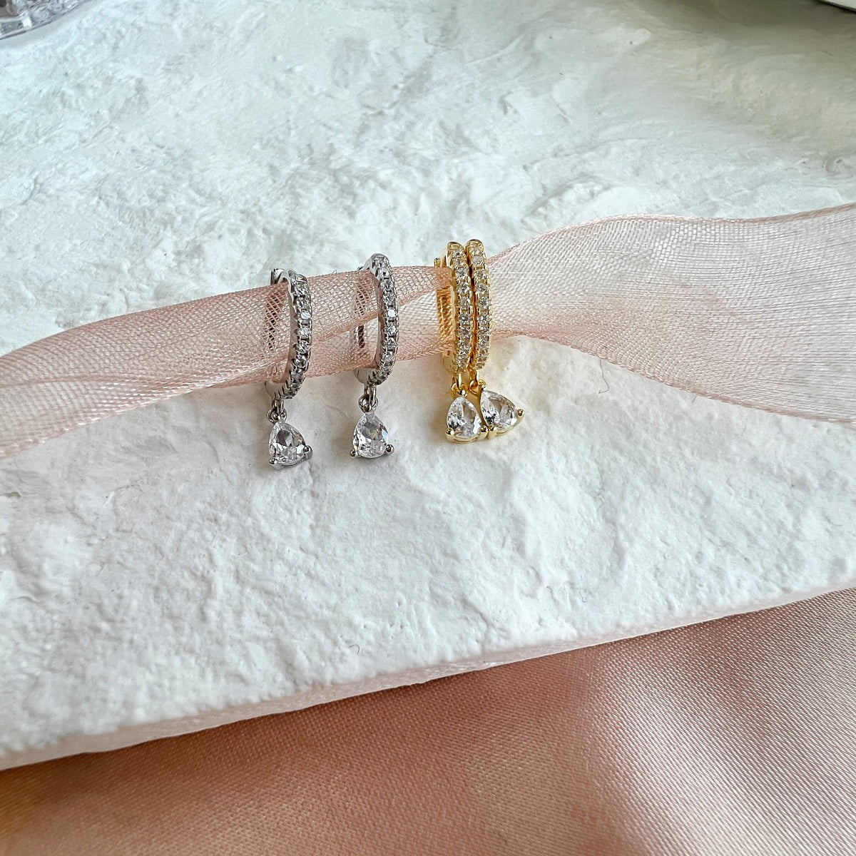 [LORA]Luxurious Geometric Drop Earrings