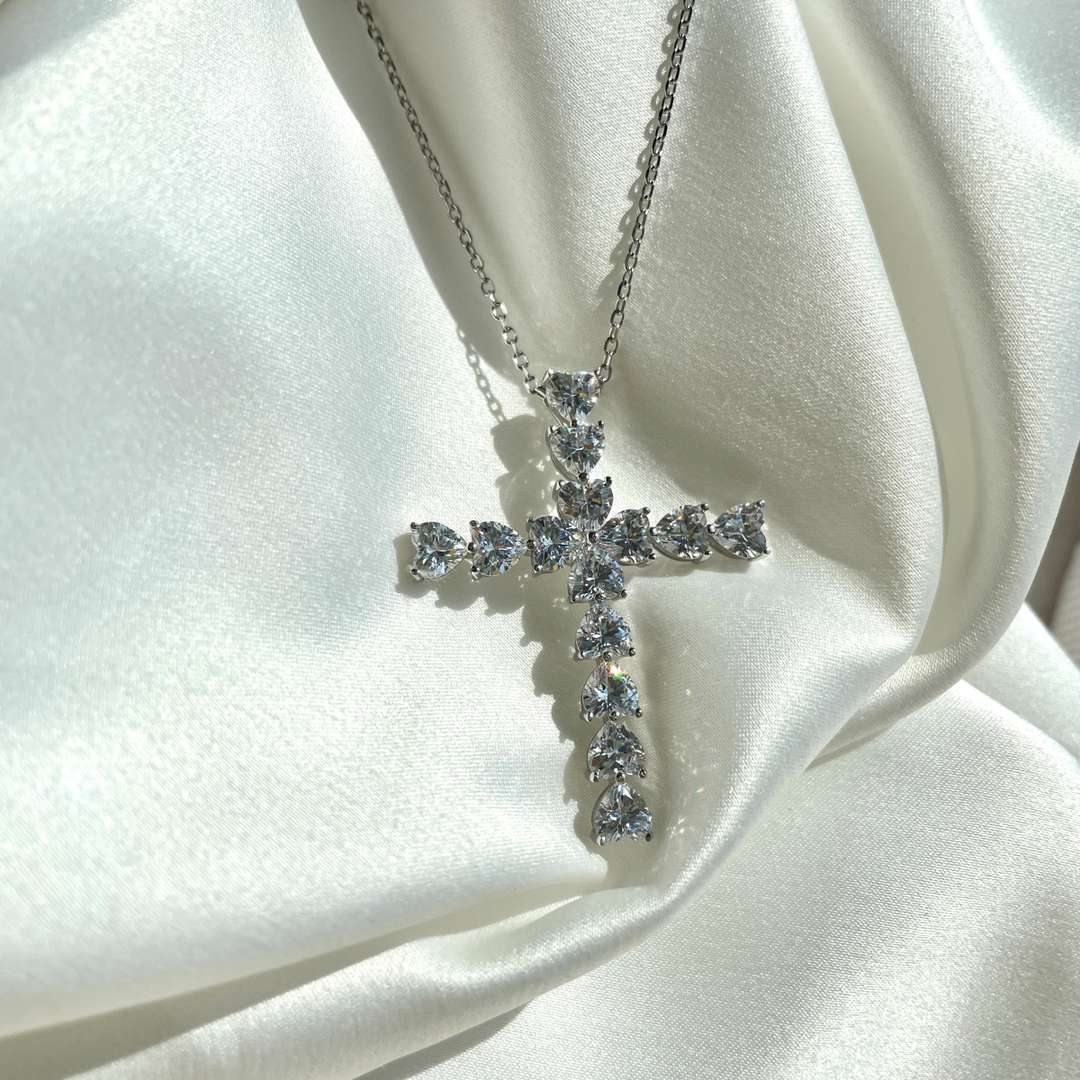 [LORA]Radiant Cross Shape Necklace
