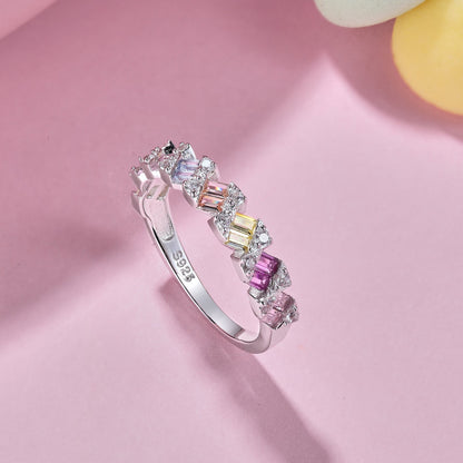 [LORA]Delicate Vibrant Emerald Cut Daily Ring