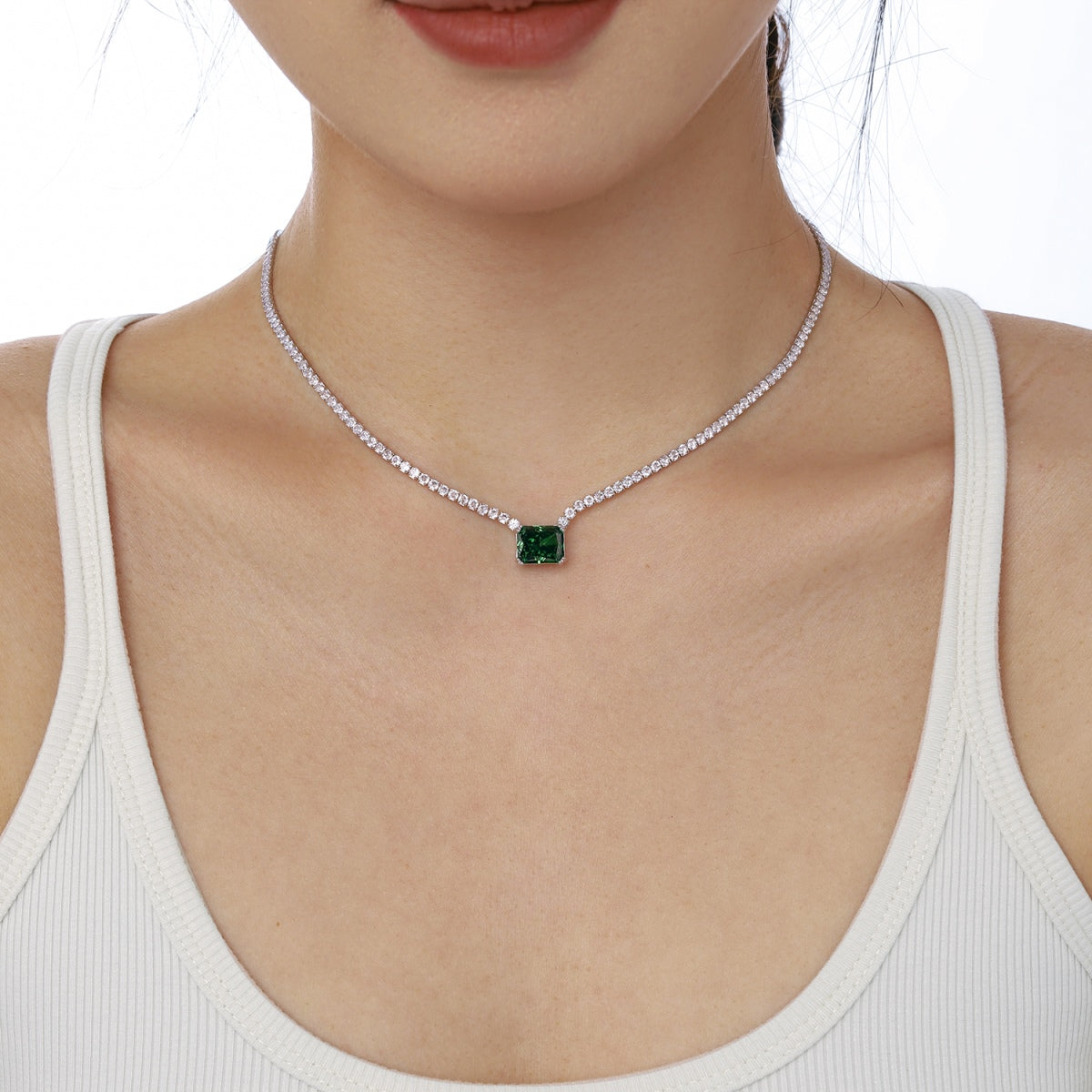[LORA]4.0 Carat Elegant Radiant Cut Necklace