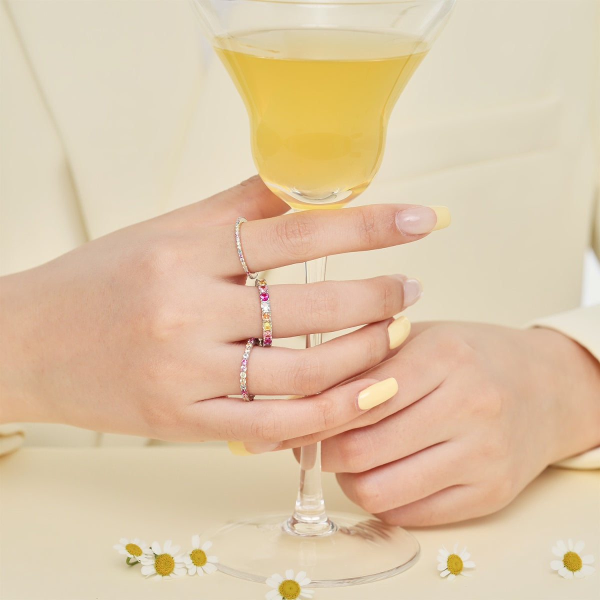 [LORA]Ornate Colorful Round Cut Tennis Ring