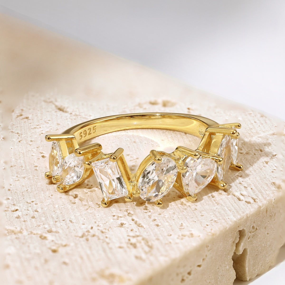 [LORA]Delicate Multi Cut Ring