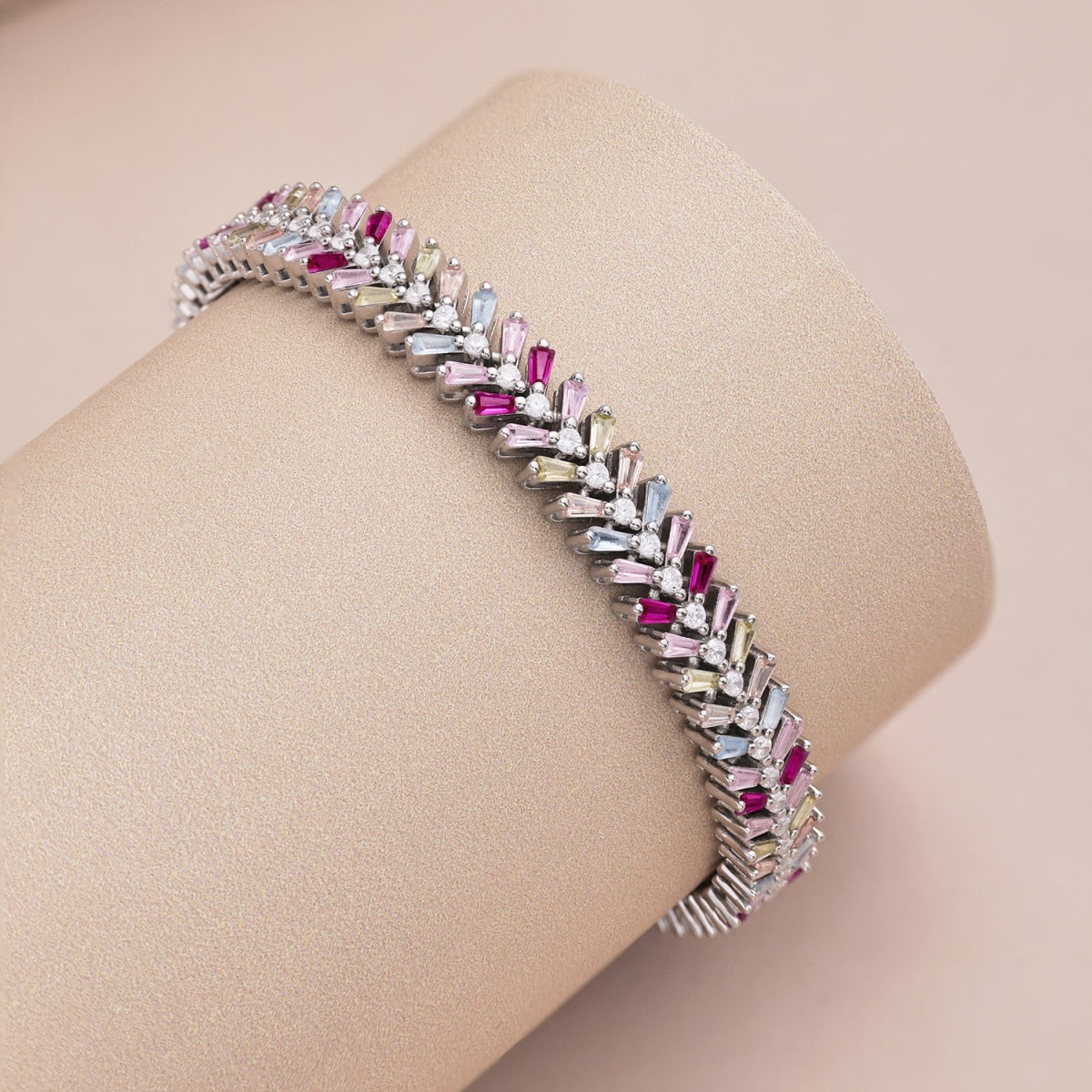 [LORA]Dainty Radiant Emerald Cut Daily Bracelet