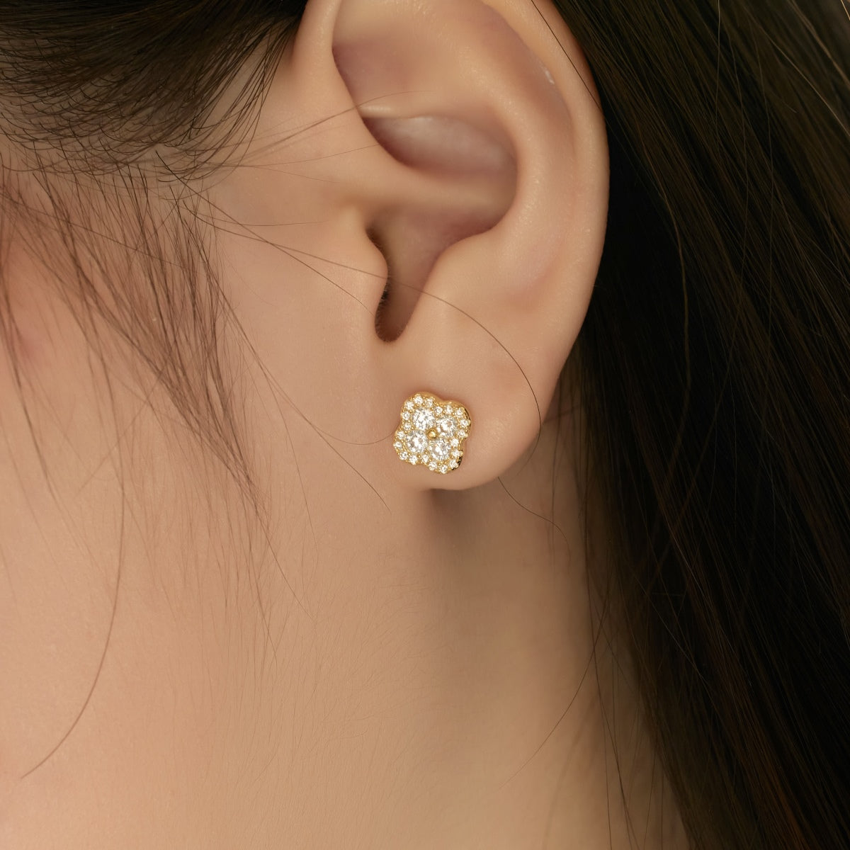 [LORA]Four-Leaf Clover Flower Shaped Earrings