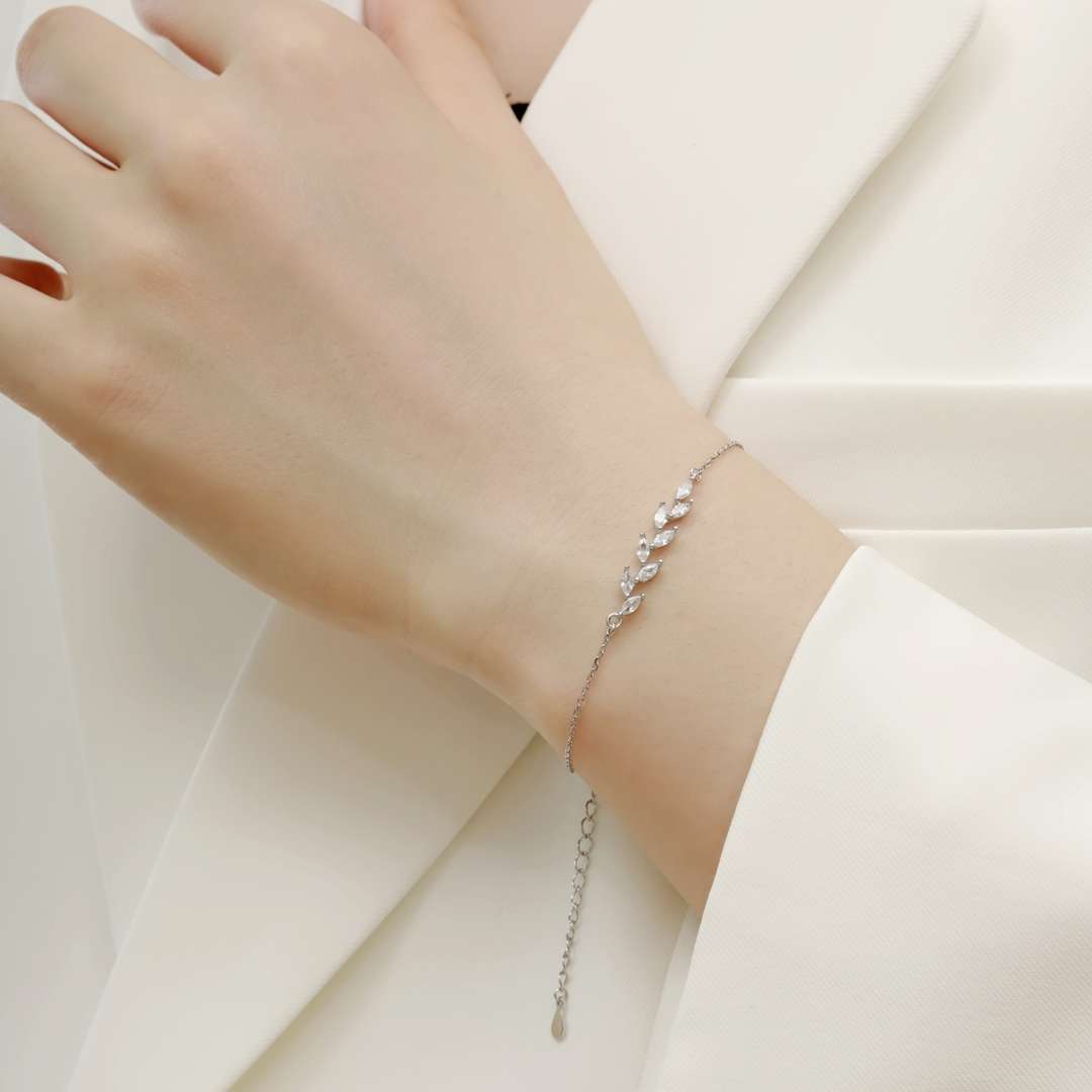 [LORA]Elegant Wheat Leaves Shape Bracelet