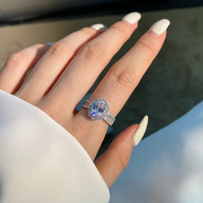 [LORA]1.5 Carat Dazzling Charming Oval Cut Banquet Ring