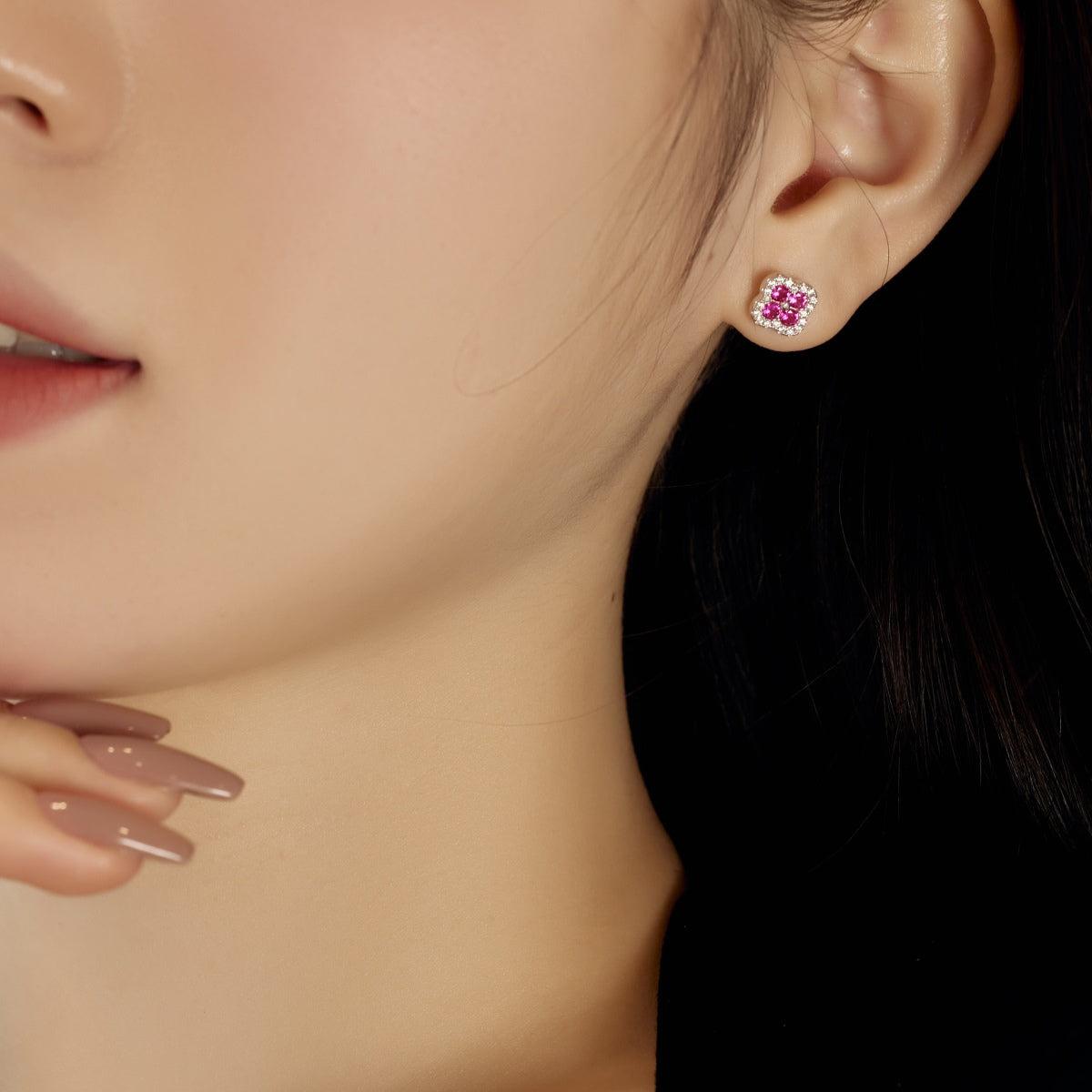 [LORA]Four-Leaf Clover Flower Shaped Earrings