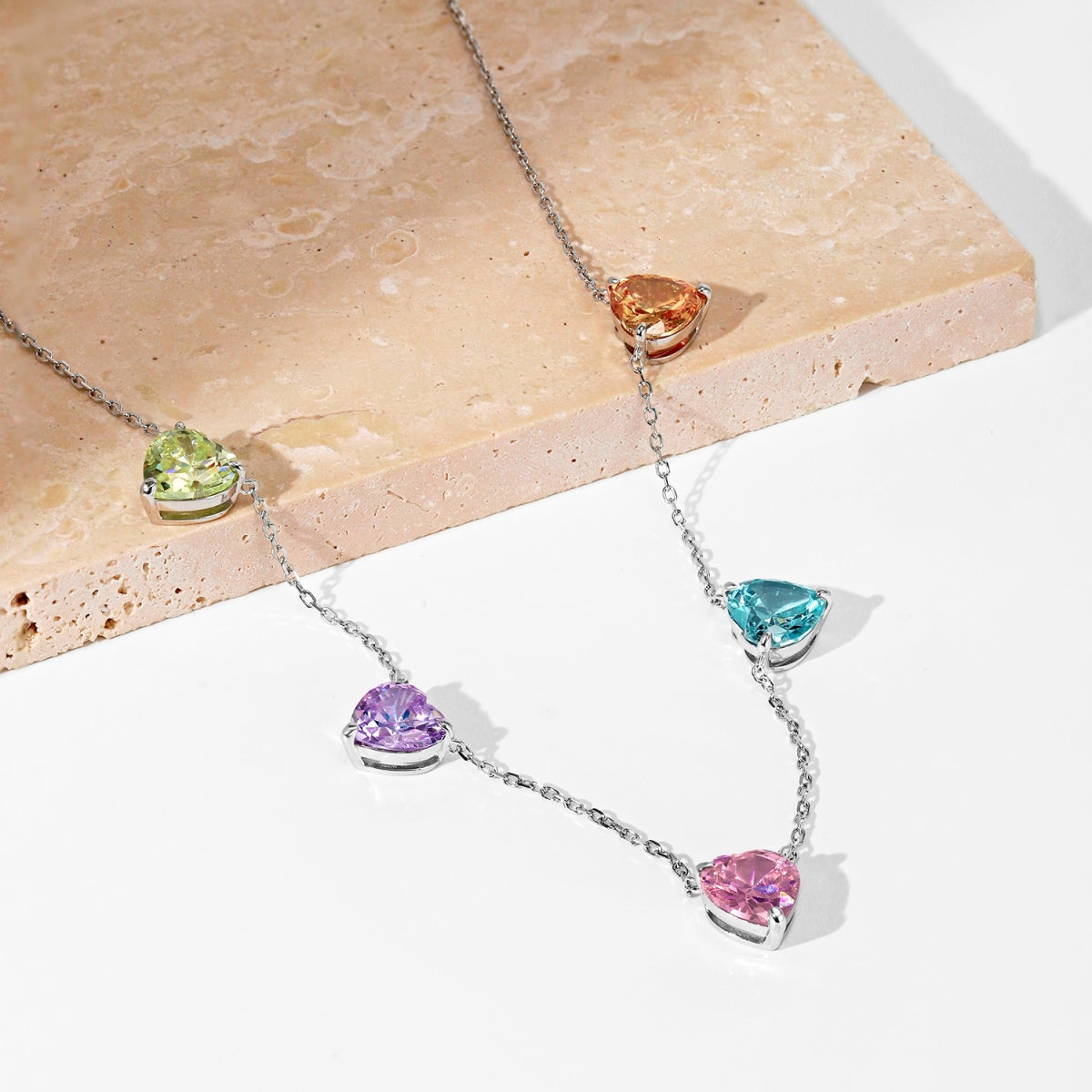 [LORA]Sparkling Colorful Heart Cut Necklace