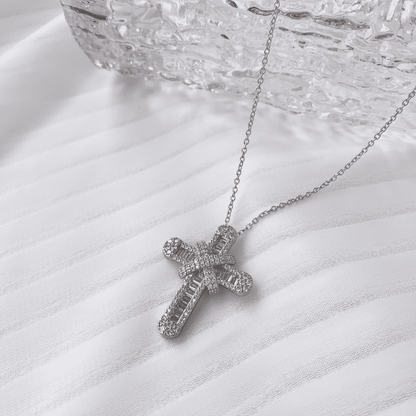 [LORA]Gypsophila With Dimonds Necklace