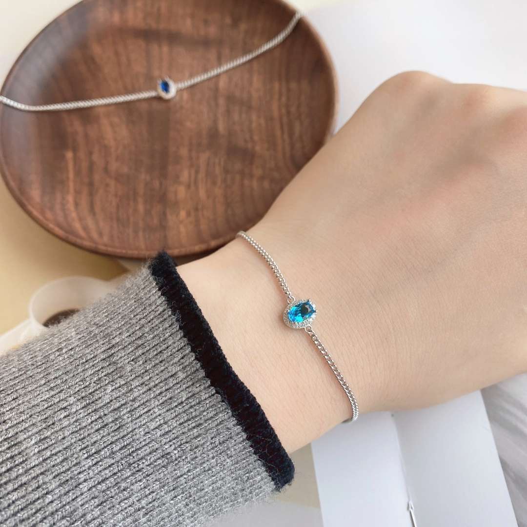 [LORA]Exquisite Oval Shape Bracelet