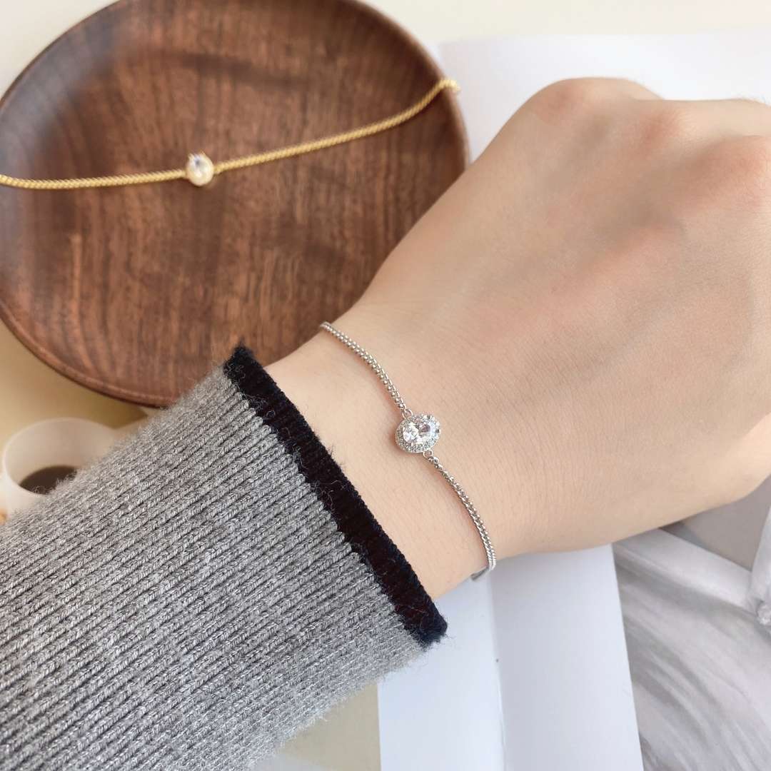 [LORA]Exquisite Oval Shape Bracelet