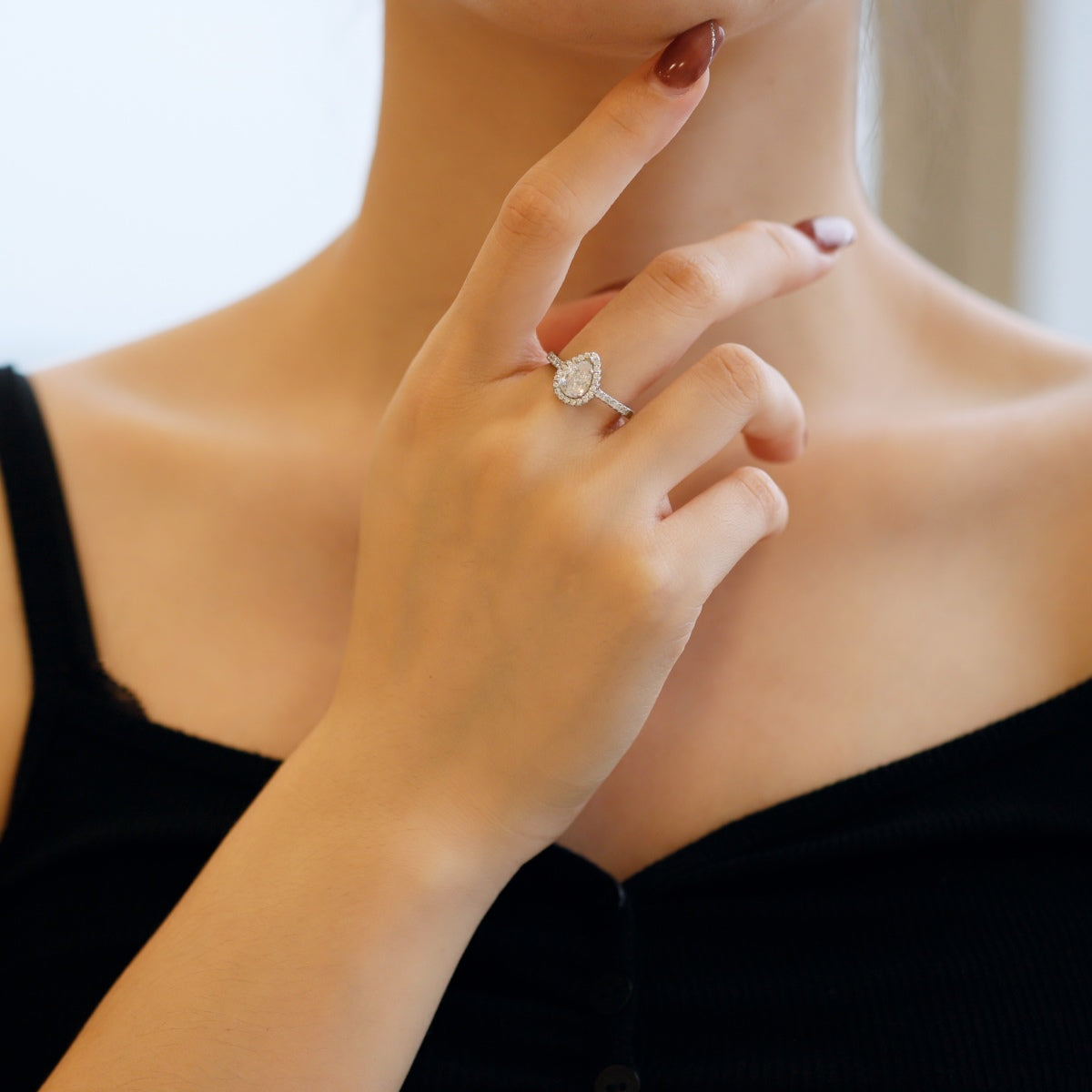 [LORA]1.0 Carat Luxurious Resplendent Water Drop Shape Wedding Ring