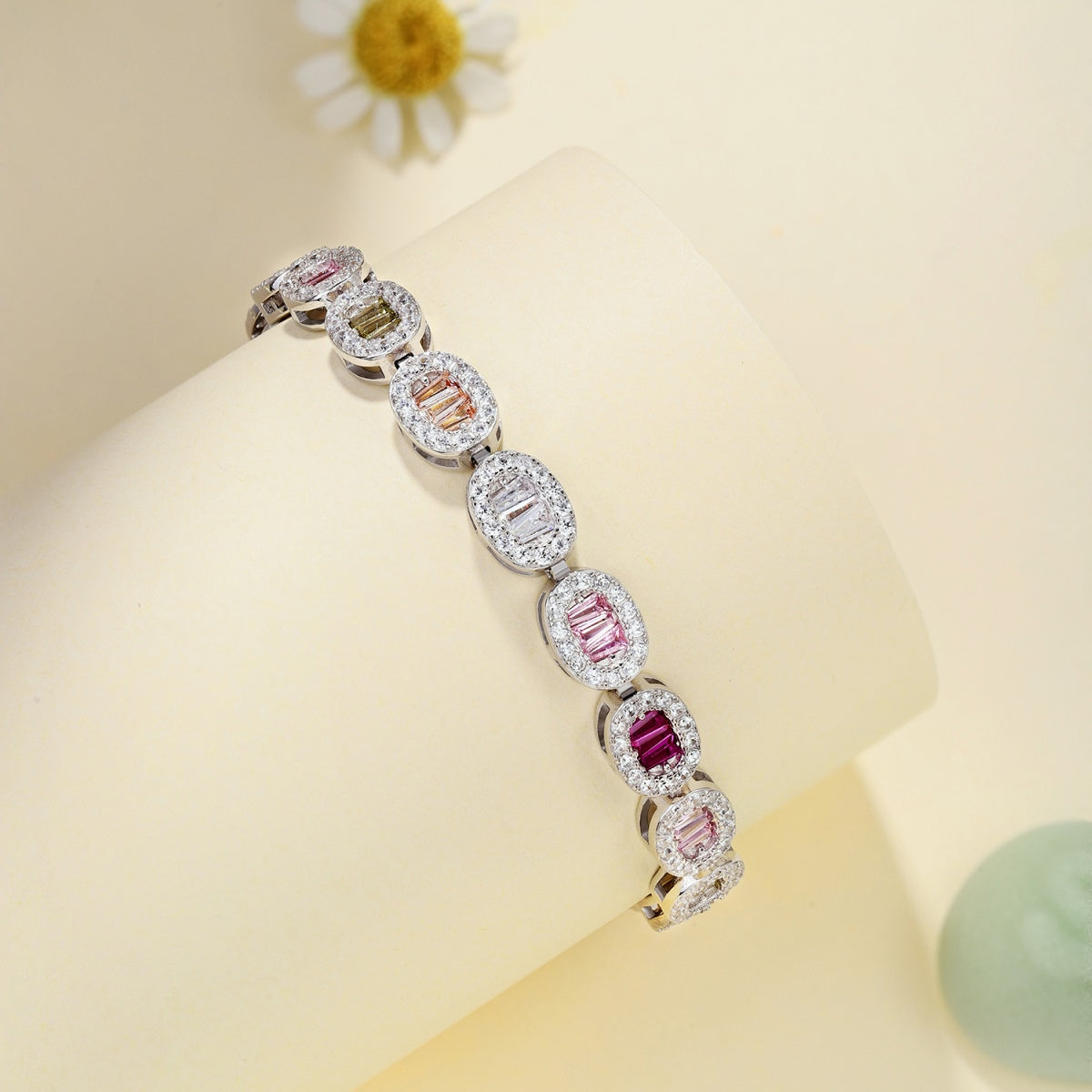[LORA]Exquisite Ornate Emerald Cut Daily Bracelet