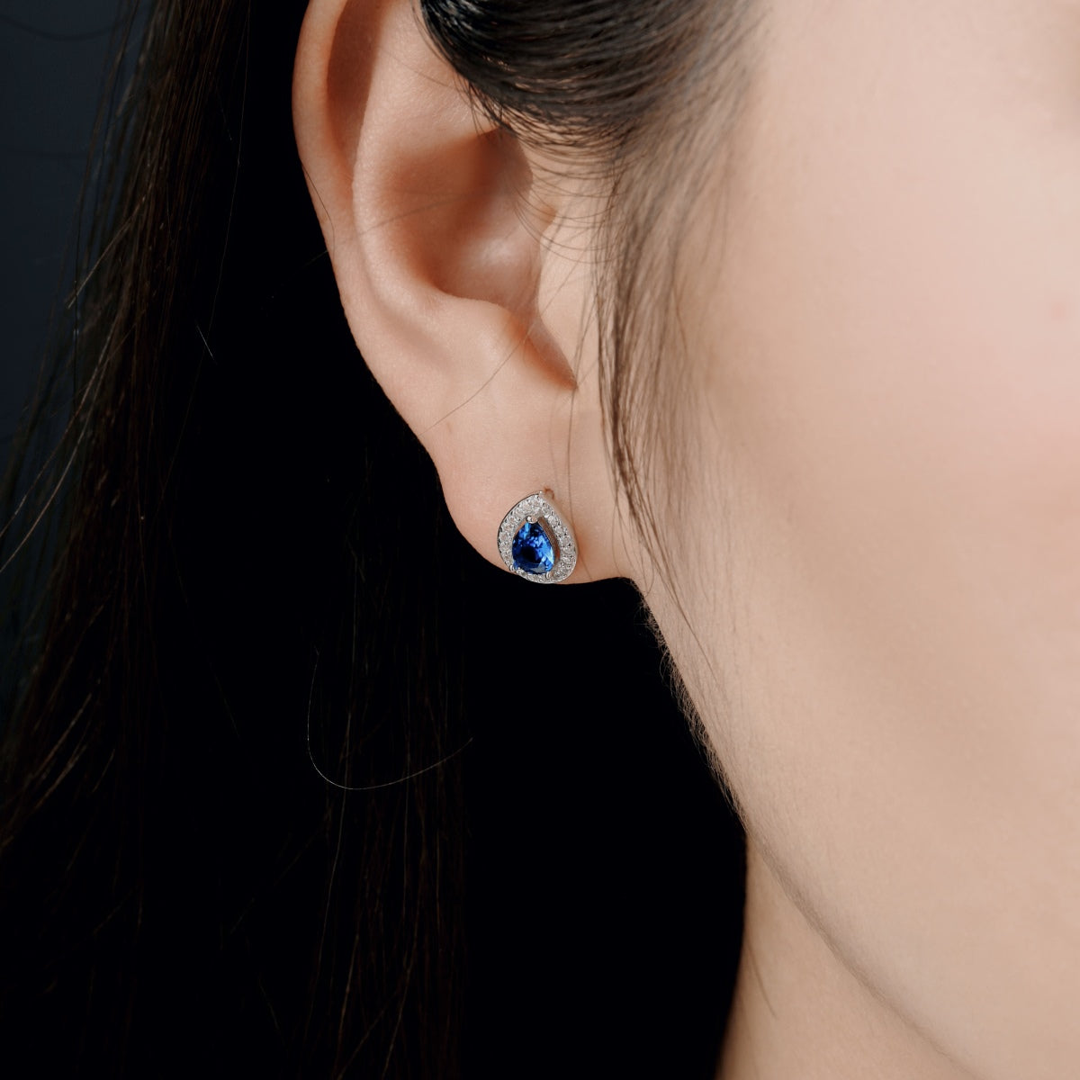 [LORA]Luxurious Water Drop Shape Earrings