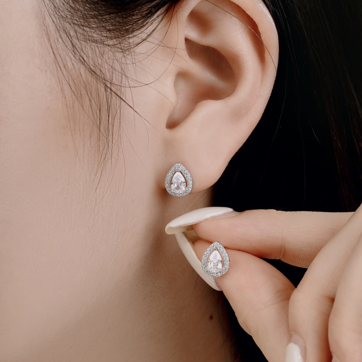 [LORA]Luxurious Water Drop Shape Earrings