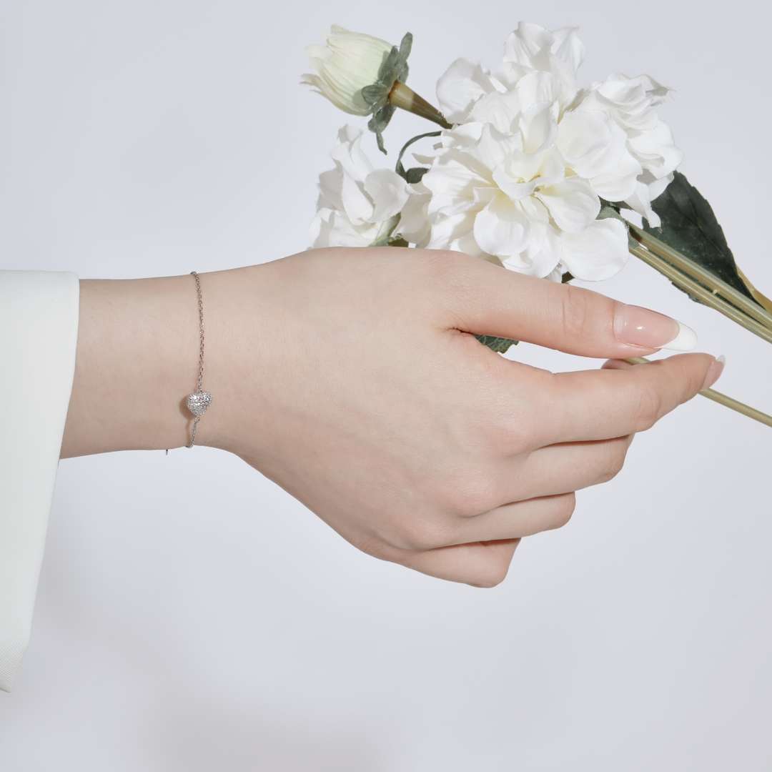 [LORA]Heart-Shaped Gentle and Versatile Bracelet