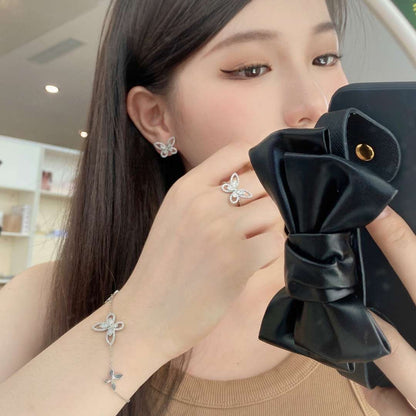 [LORA]Delicate Butterfly Pendant Bracelet