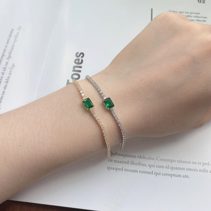 [LORA]1.0 Carat Unique Emerald Cut Banquet Bracelet
