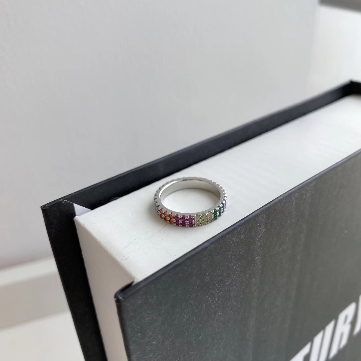 [LORA]Unique Colorful Round Cut Tennis Ring