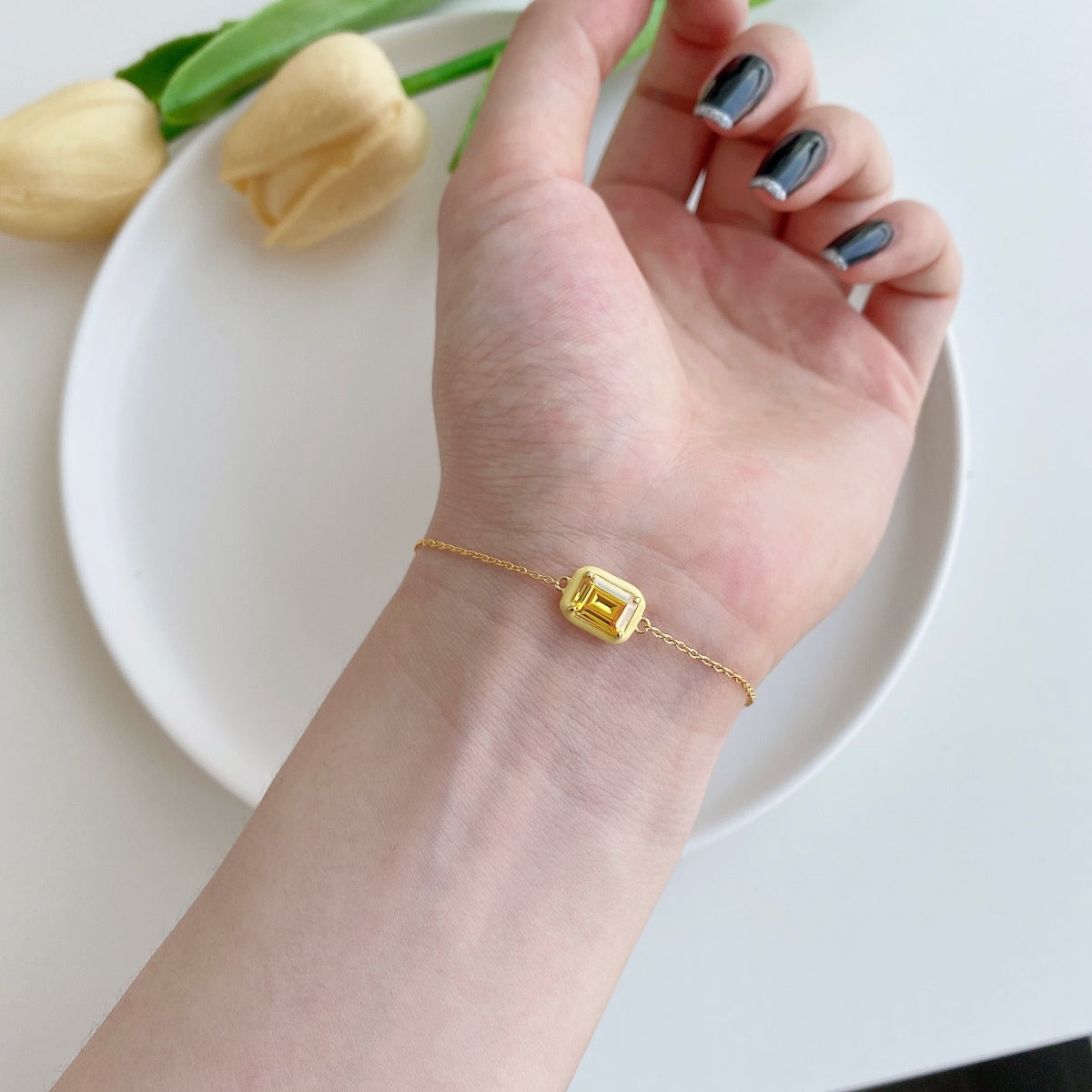 [LORA]2.0 Carat Sparkling Colorful Emerald Cut Daily Bracelet