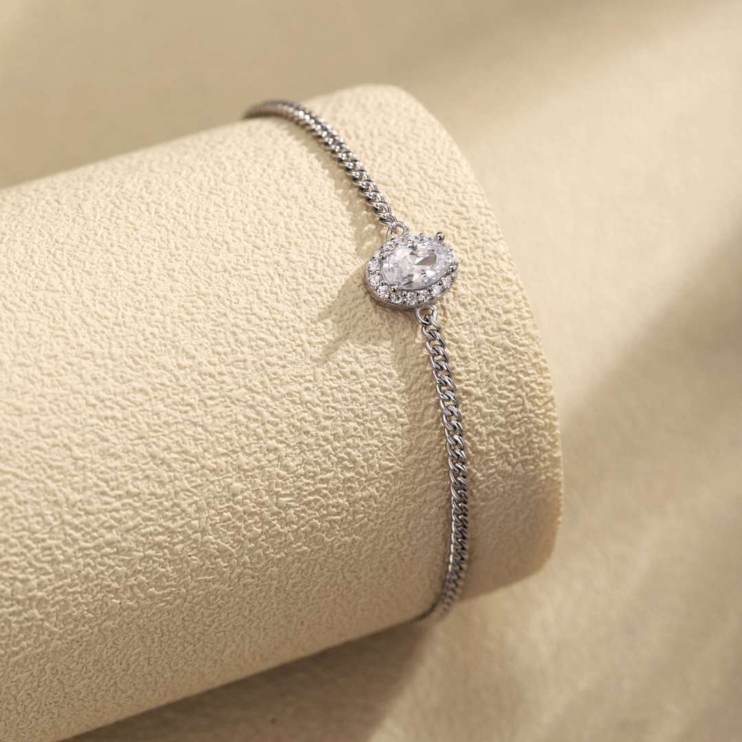 [LORA]Exquisite Oval Shape Bracelet