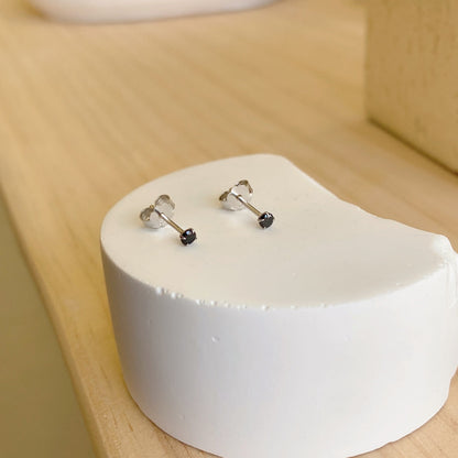 [LORA]Delicate Solitaire Earrings