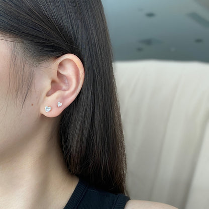 [LORA]Sparkling Heart Shaped Simple Earrings