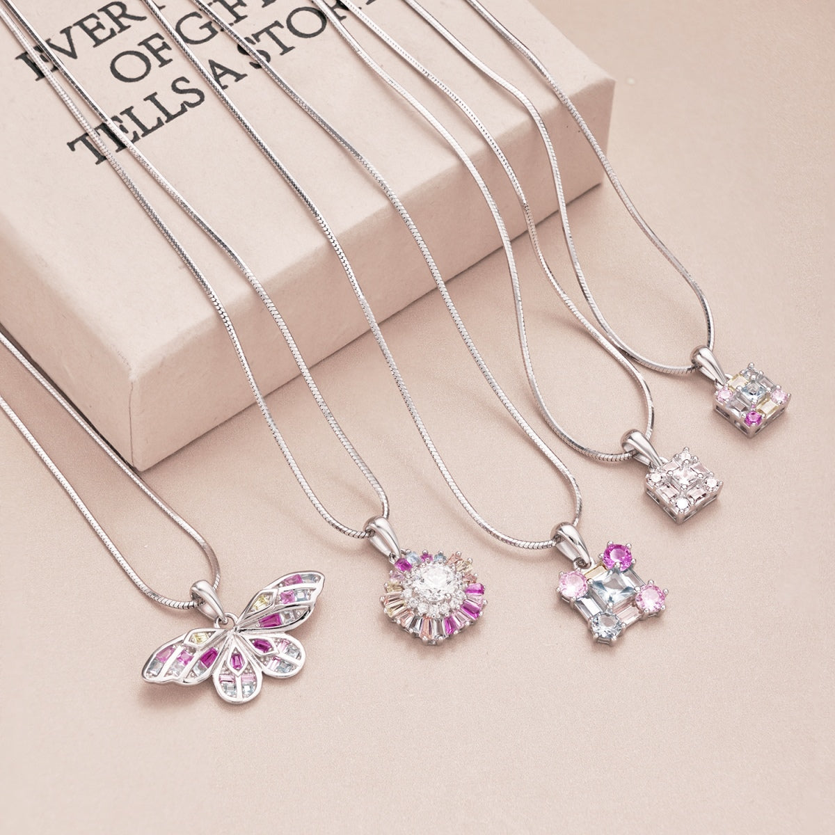 [LORA]Gorgeous Multi Colorful Necklace