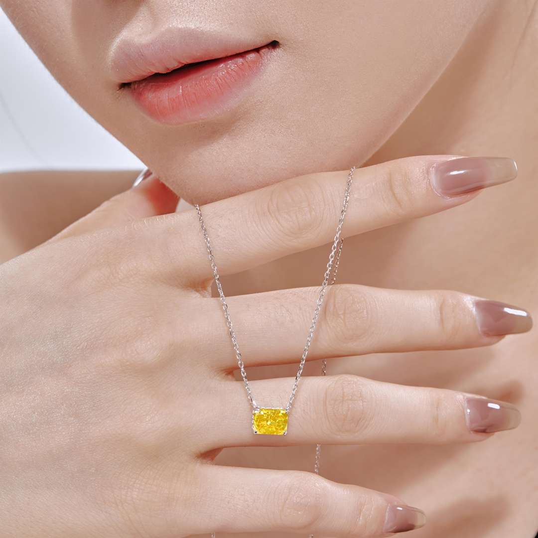 [LORA]Luxurious Square Shape Colorful Necalack
