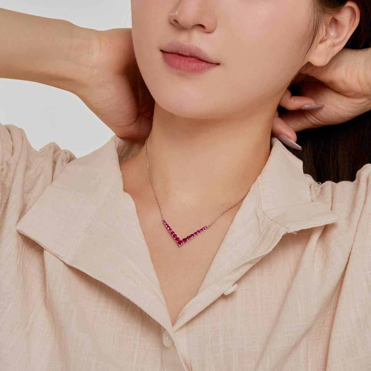 [LORA]Ornate Round Cut Necklace