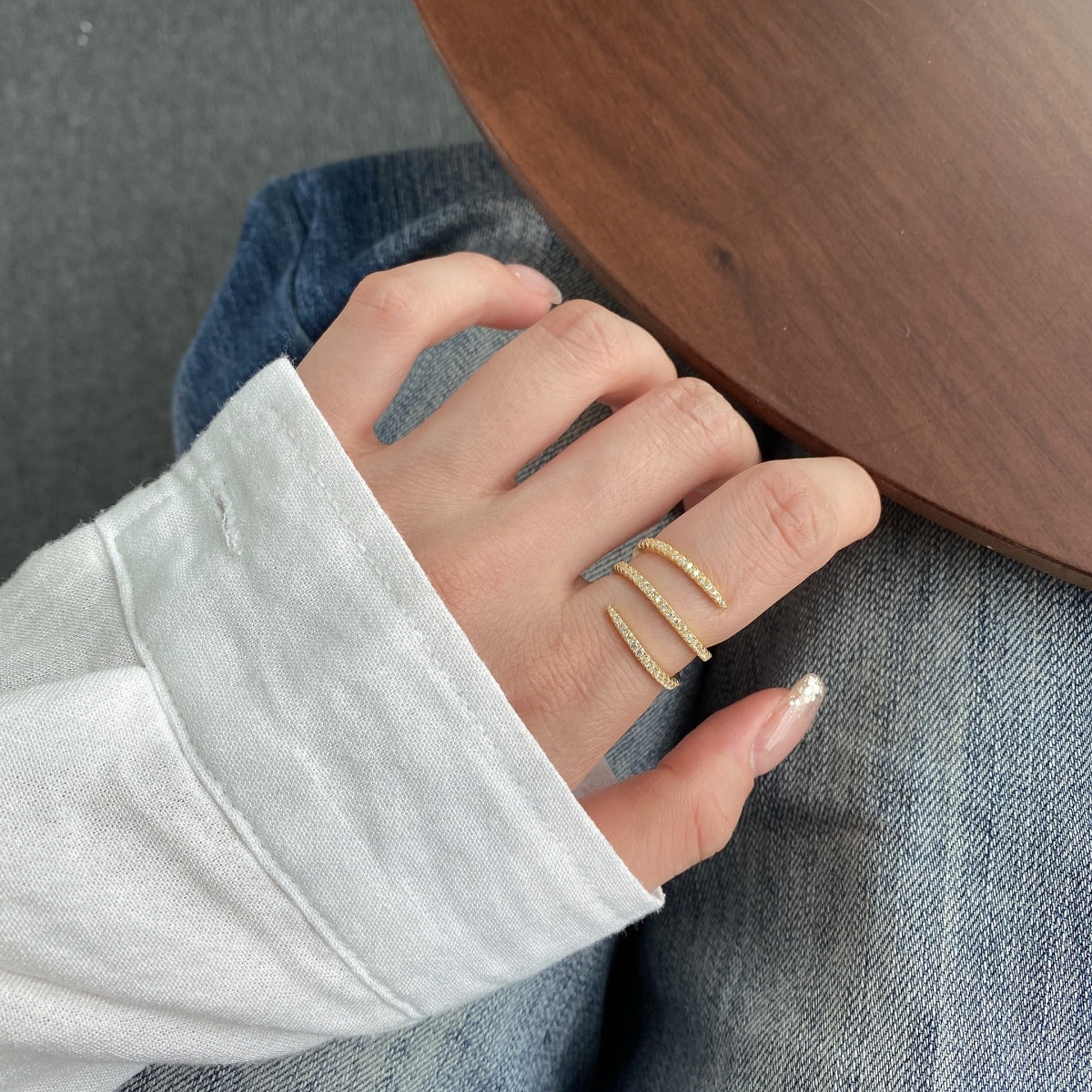[LORA]Unique Vibrant Entangle Daily Ring