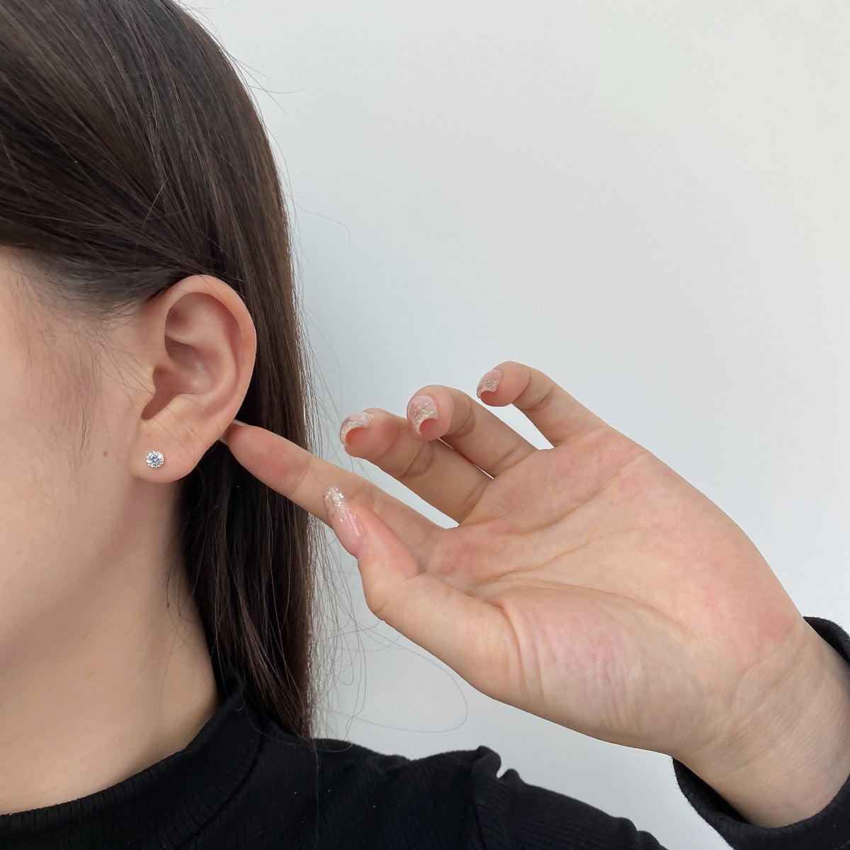[LORA]Sparkling Colorful Round Shape Earrings