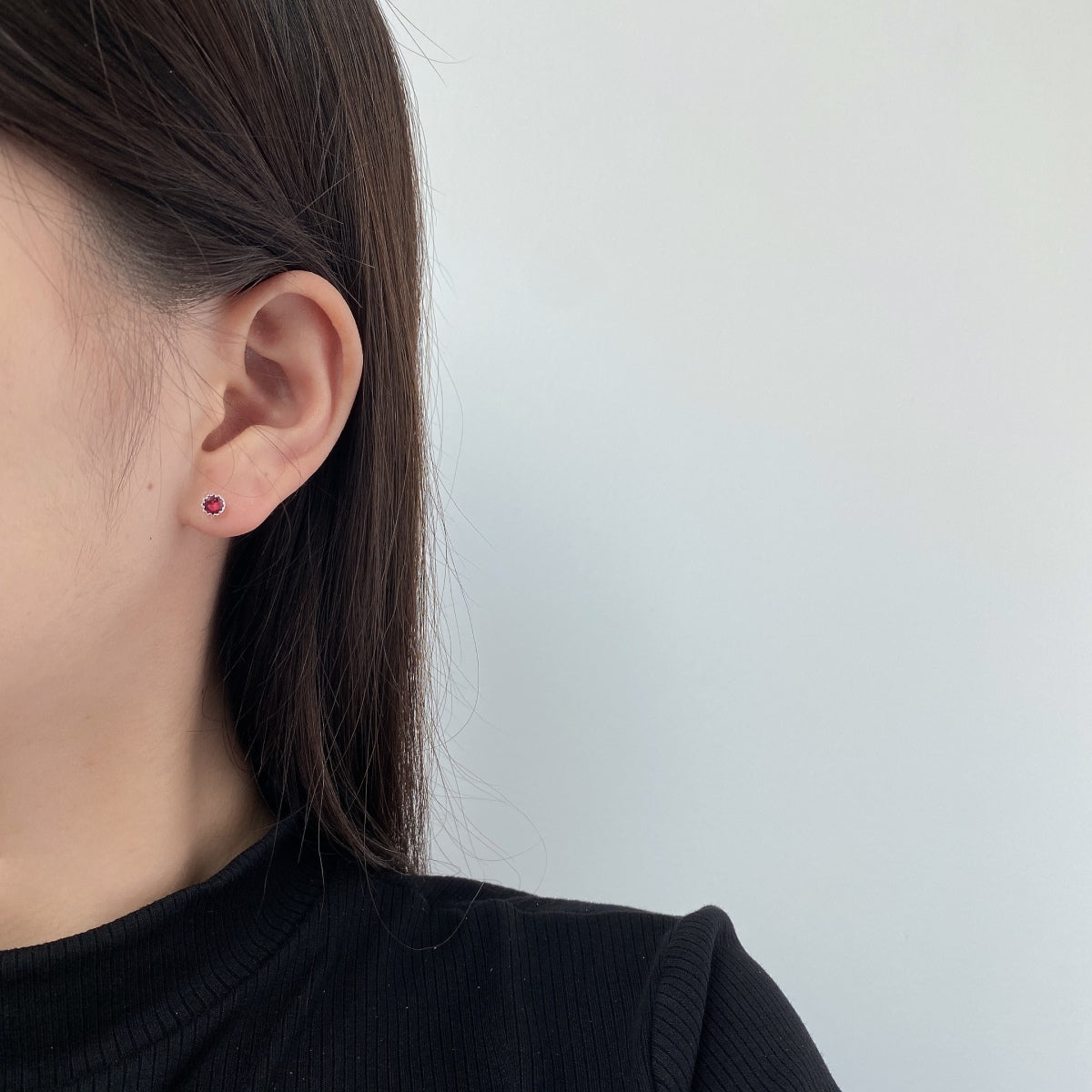[LORA]Sparkling Colorful Round Shape Earrings