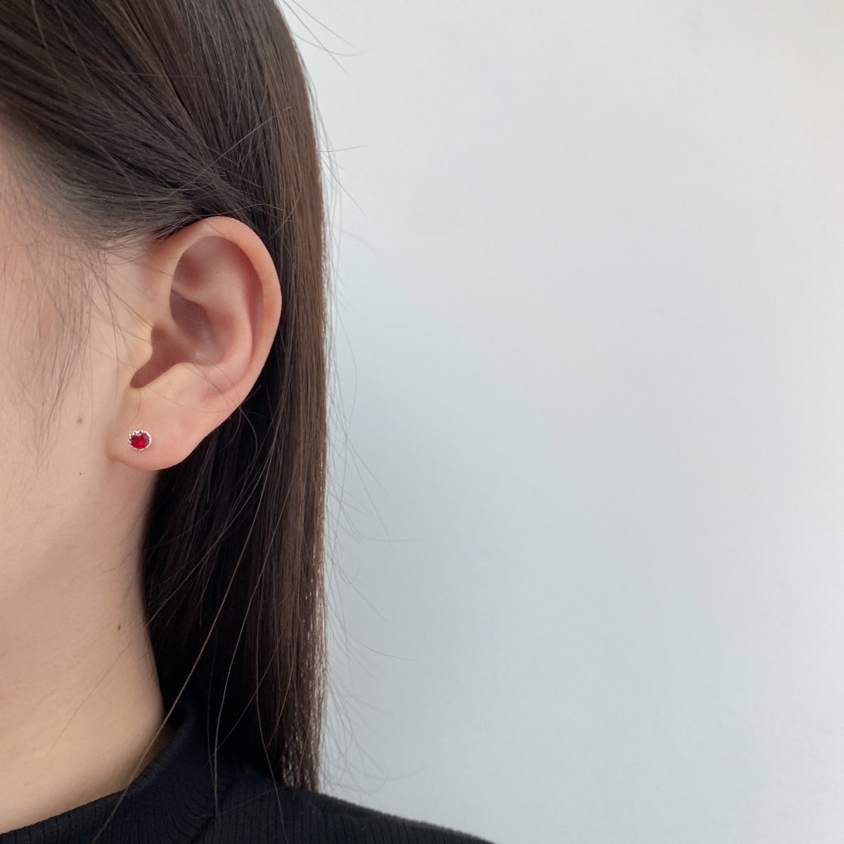 [LORA]Sparkling Colorful Round Shape Earrings