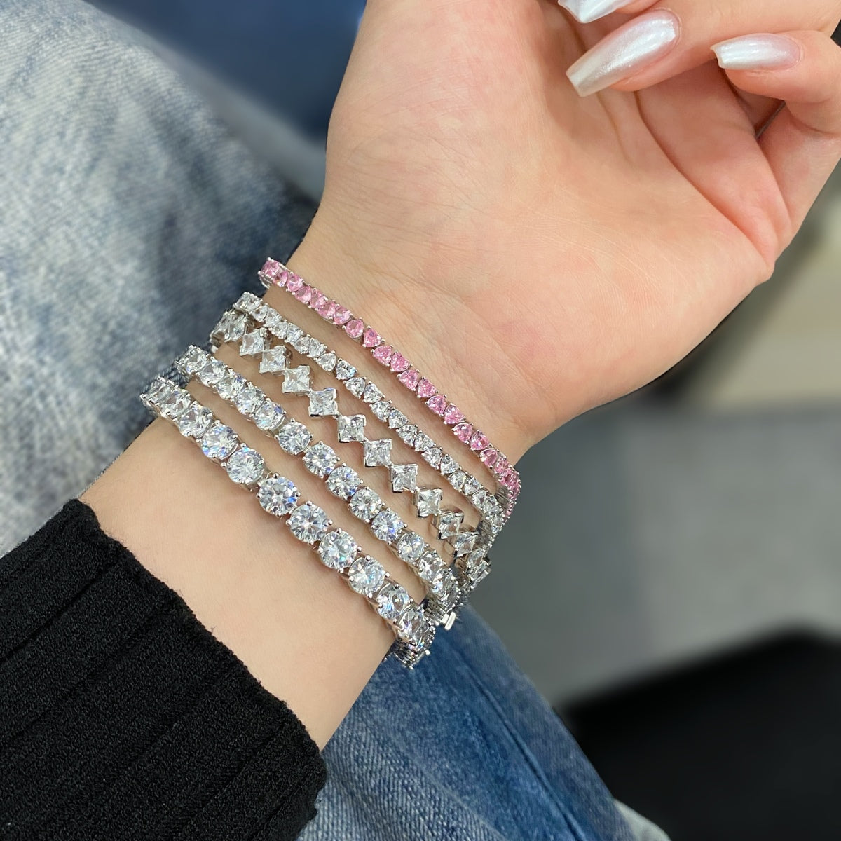 [LORA]0.5 Carat Ornate Princess Cut Daily Bracelet
