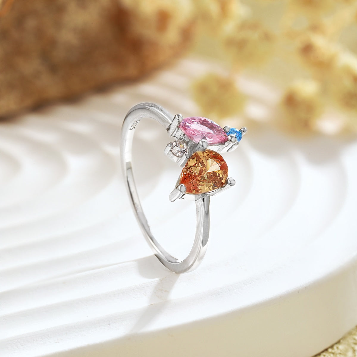 [LORA]Radiant Colorful Multi Cut Daily Ring