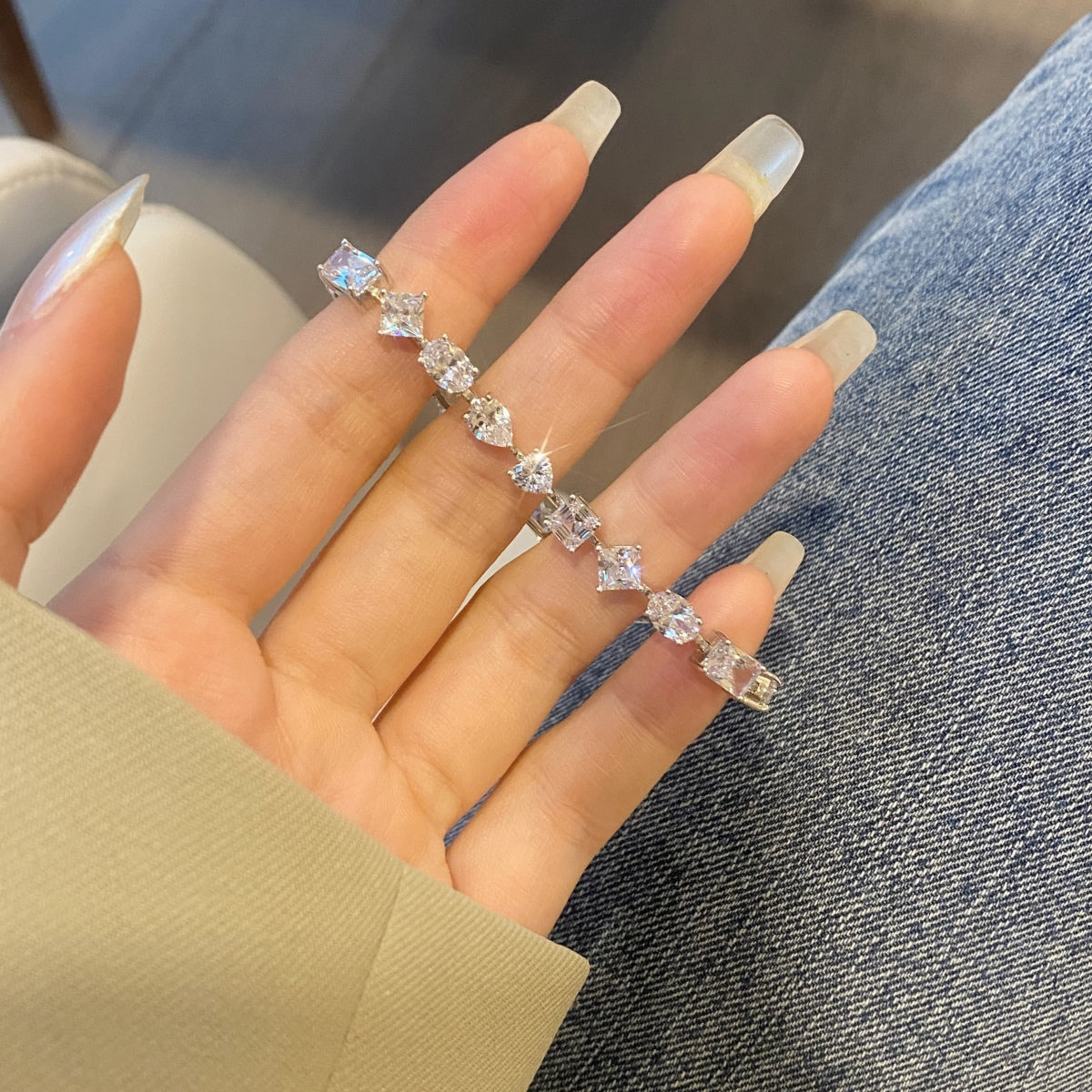 [LORA]Unique Exquisite Multi Cut Daily Bracelet